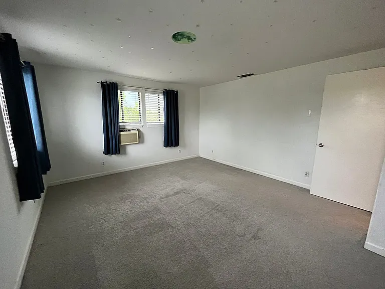 1030 Dresslerville Rd — Photo 36