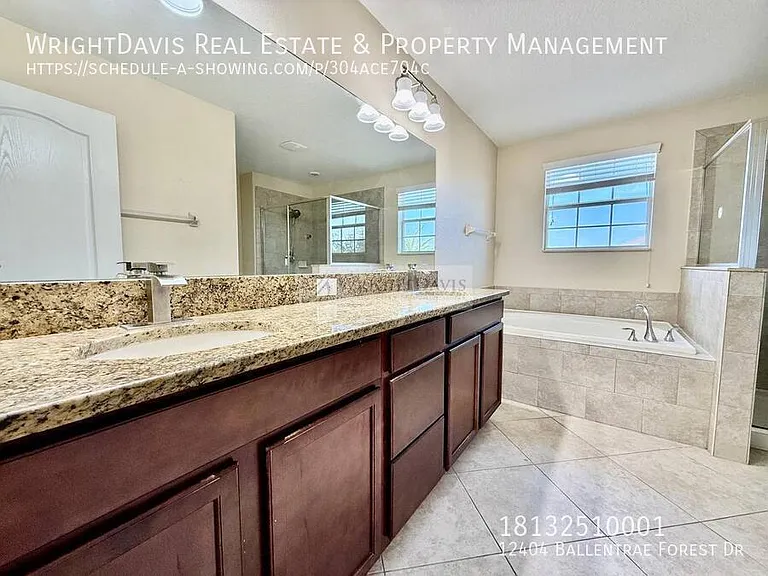 12404 Ballentrae Forest Dr — Photo 25