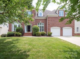 902 Lillieshall Rd, Waxhaw, NC 28173