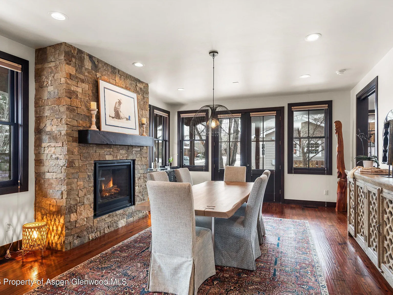 5 bed, 4.5 bath, 3555 sqft, $13,000 — Photo 4