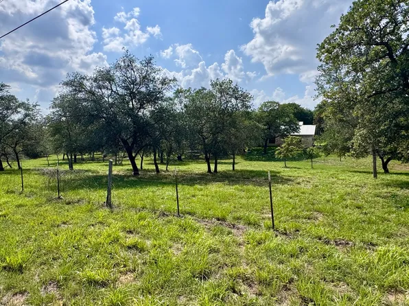 101 Chuckwagon LOT 1, La Vernia, TX 78121