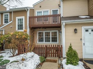 52 Dogwood Ln #D-9, Horsham, PA 19044