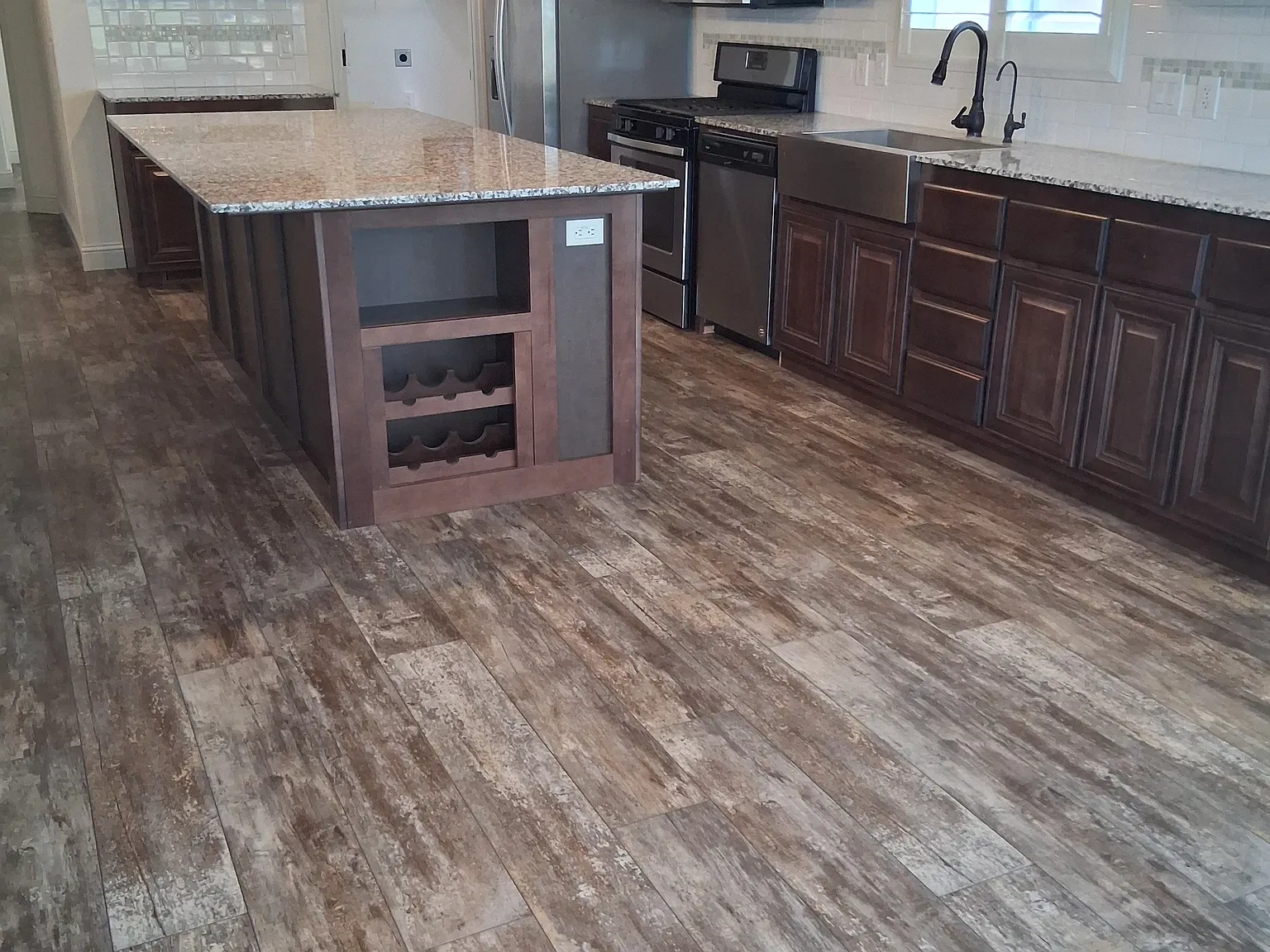 3 bed, 2200 sqft, $3,500 — Photo 3