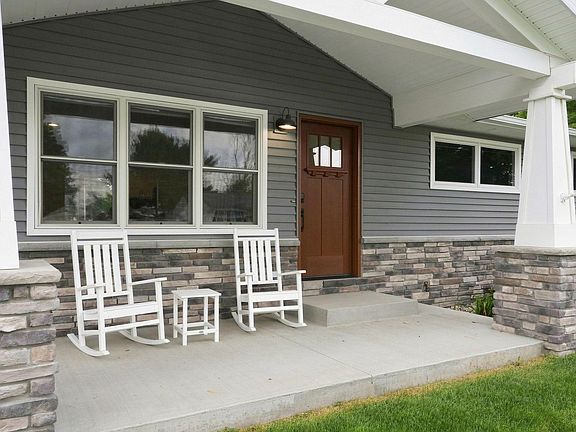 4th image of 207 S Rowland Ave