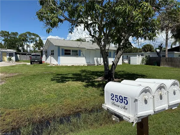 2595 Becca AVE, NAPLES, FL 34112