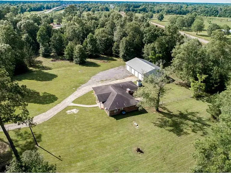 10642 Highway 62 N — Photo 14