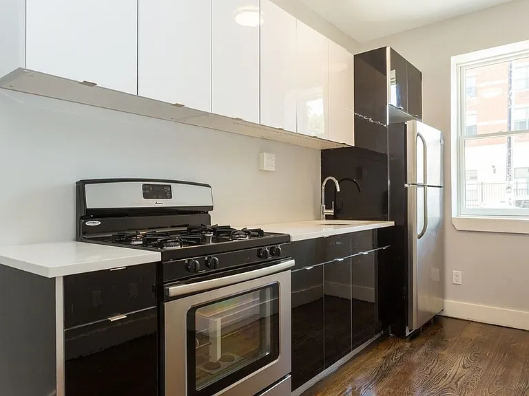 45 Cedar St #1F — Photo 1