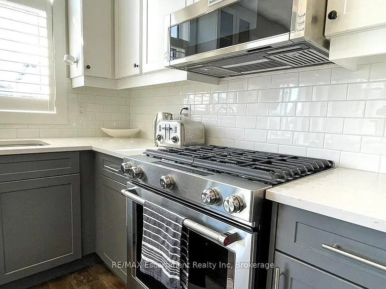 212 Courtland St — Photo 14