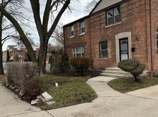 9621 S Yates Blvd, Chicago, IL 60617