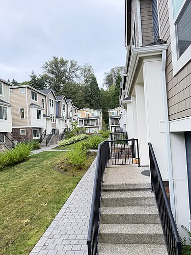 12012 NE 193rd Ln #B Photo 1 12012 NE 193rd Ln #B Photo 1