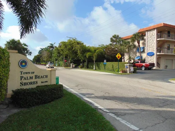 220 Lake Dr APT 306, Palm Beach Shores, FL 33404