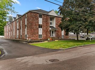 212 Fisher St APT B5, North Attleboro, MA 02760