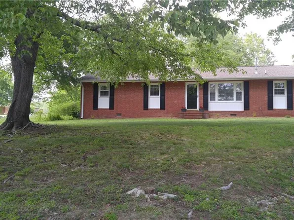 302 Don Ave, Trinity, NC 27370