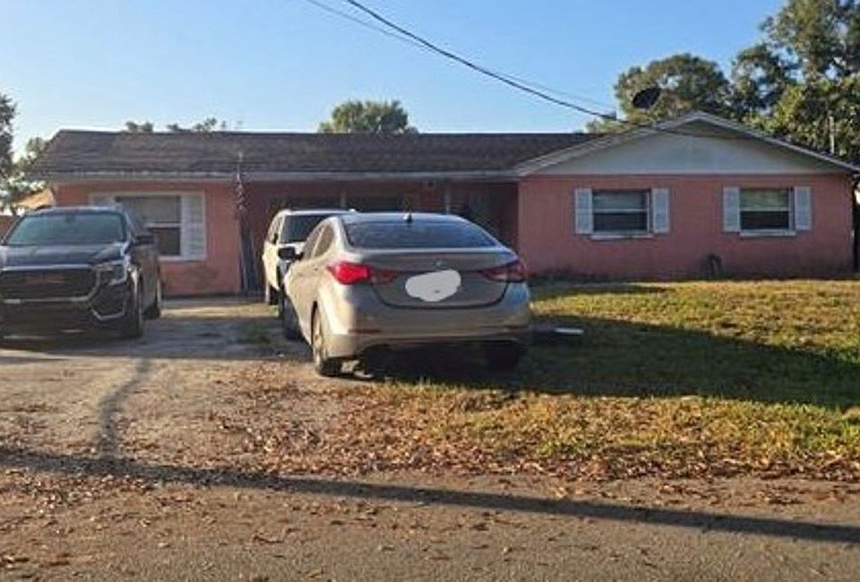 1st image of 6815 32nd Ave S