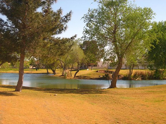 2nd image of 2751 Country Club Dr