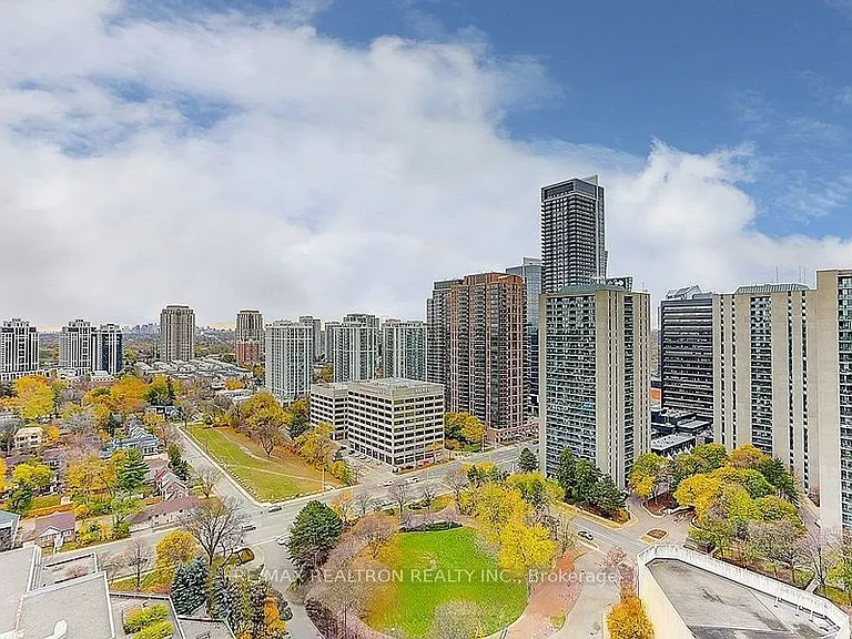 88 Sheppard Ave E #2405 — Photo 28