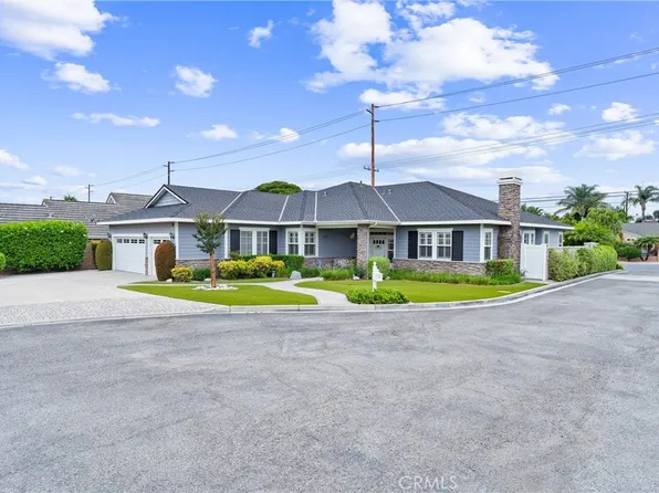 1522 Oakhill Ct, Santa Ana, CA 92705