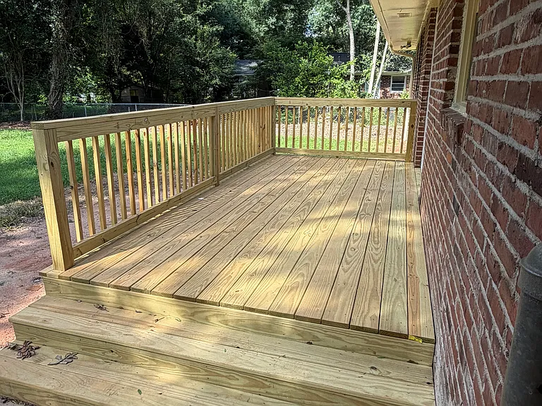 235 Clarke Dr — Photo 5