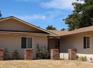 8919 La Riviera Dr, Sacramento, CA 95826