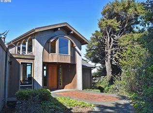 97 Tanbark Cir, Brookings, OR 97415