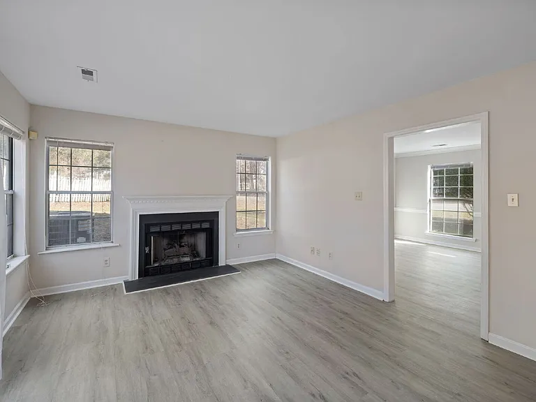 531 Clayton Rd — Photo 5