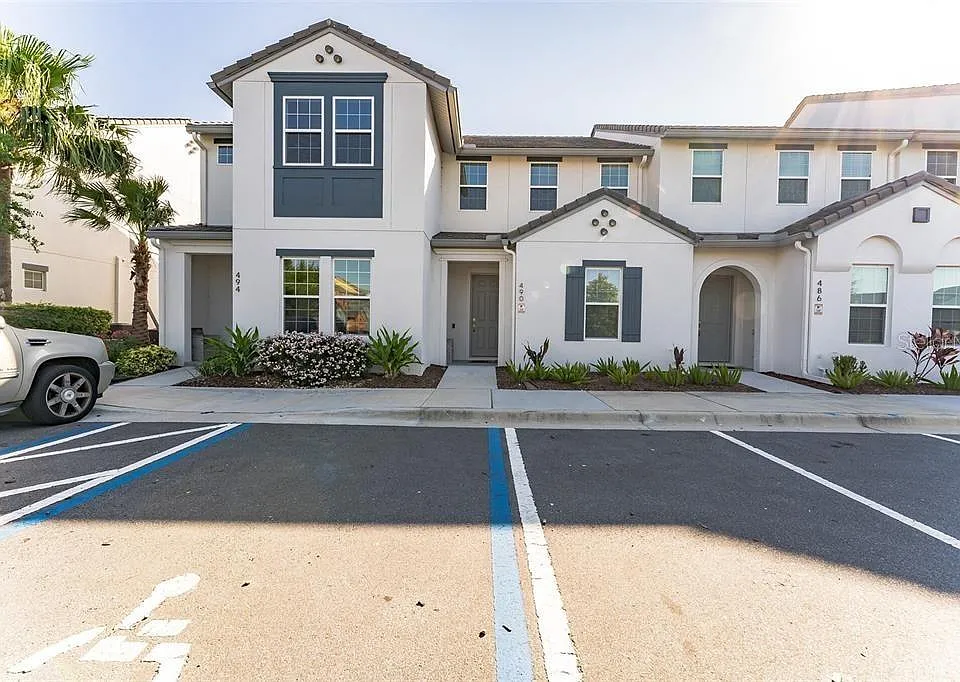490 Captiva Dr