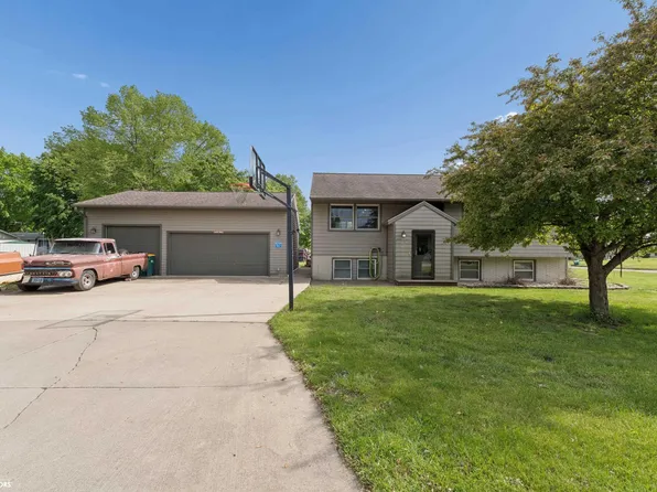 715 2nd St NW, Nora Springs, IA 50458