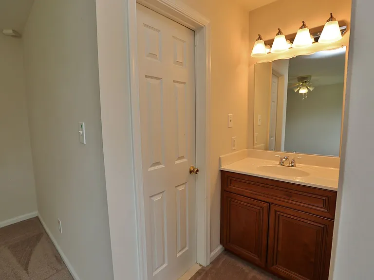 1012 Antioch Cir — Photo 23