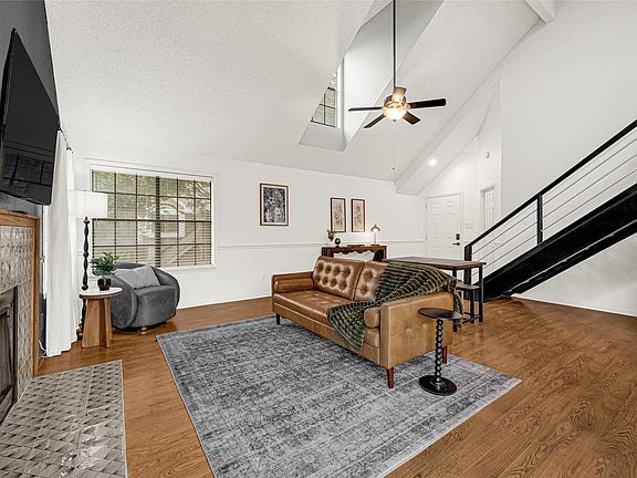 4th image of 2300 Old Spanish Trl APT 2029