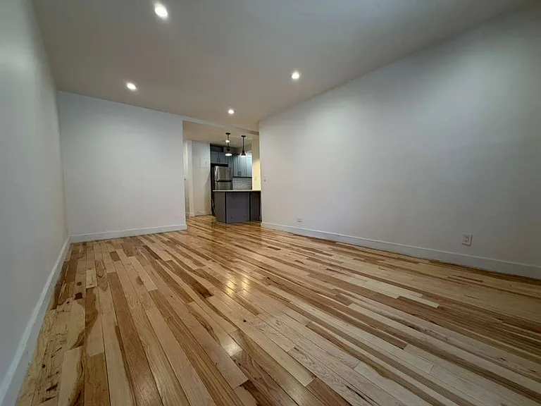 312 Main St #1H — Photo 2