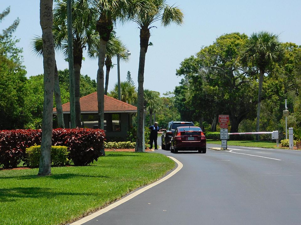 1st image of 927 Savannas Point Drive #B