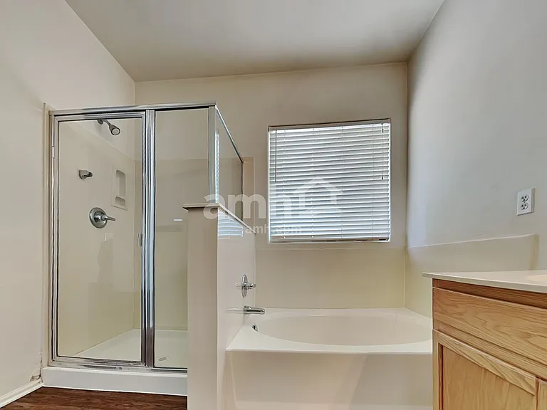 1509 S 123rd Dr — Photo 12