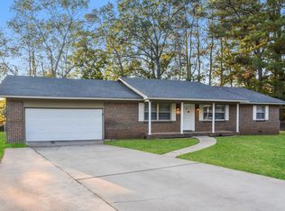 214 Texas Cir, Athens, AL 35611