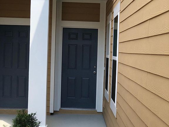 3rd image of 351 Servia Dr