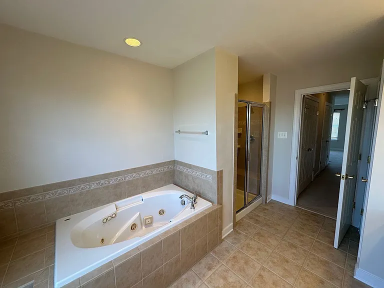 33176 Denton St — Photo 6