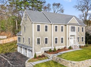 103 Central St, Andover, MA 01810