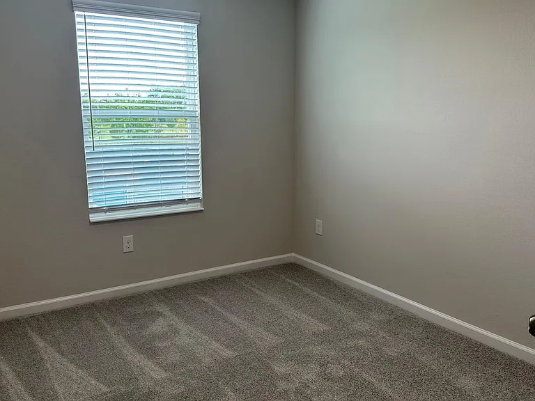 5000 Rain Shadow Dr — Photo 16