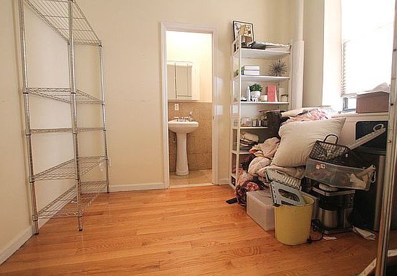 2nd image of 216 W 16th St #2C
