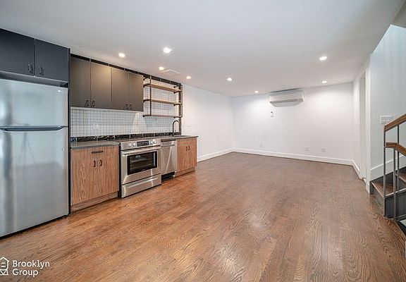 3rd image of 17 Kent Ave #A1