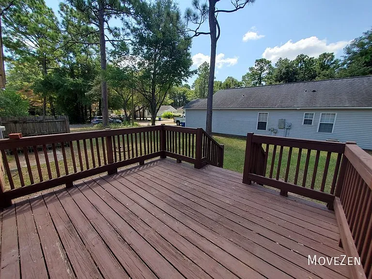 510 Wesley Ave — Photo 6