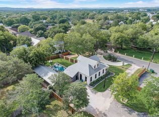 109 W Evergreen St, Boerne, TX 78006