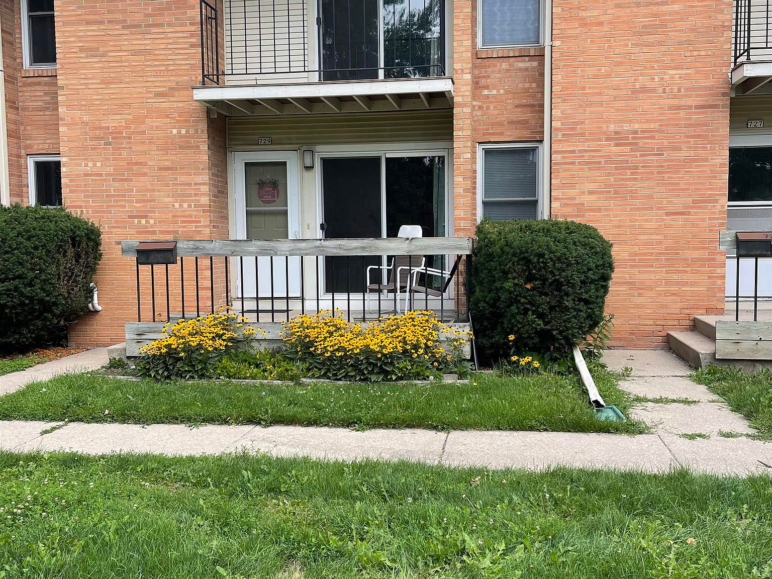 729 W 9th Ave, Oshkosh, WI 54902 Zillow