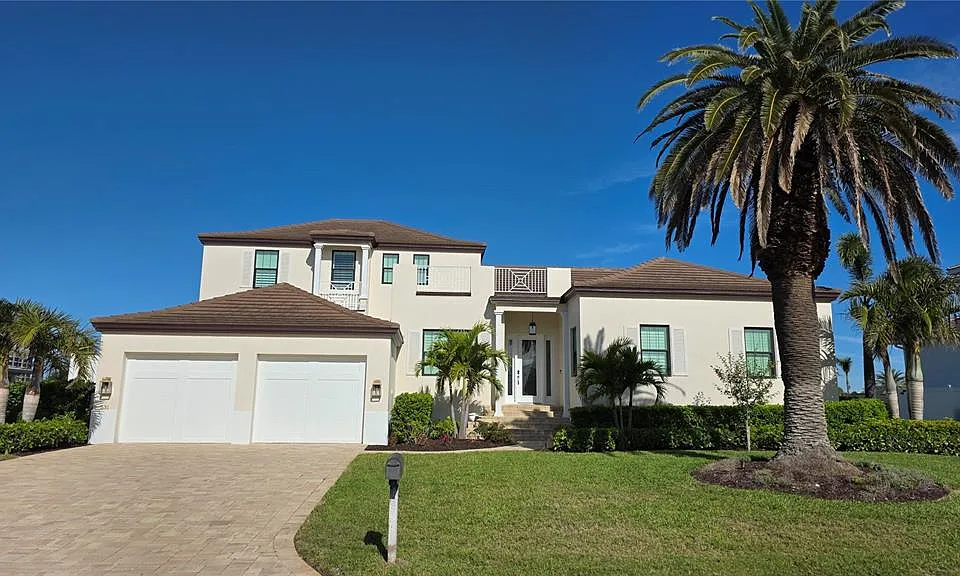 531 Birdie Ln