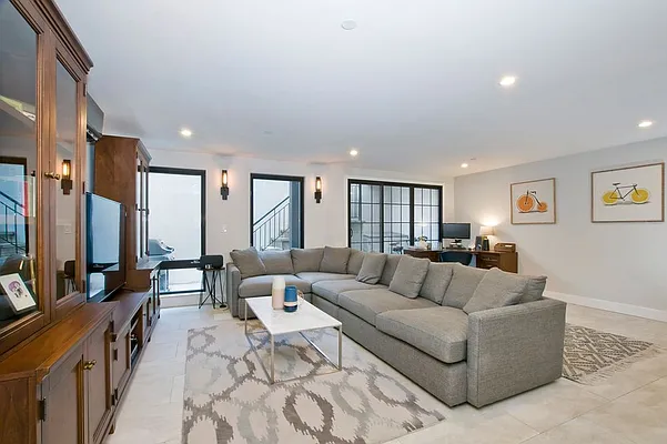 Sold by Exit Realty Landmark | media 4