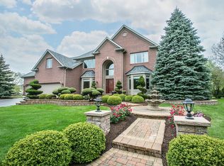 1803 Wicklow Rd, Naperville, IL 60564