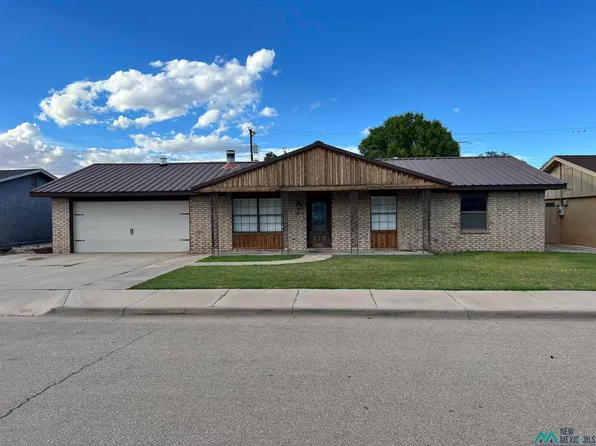 1814 W Currier Ave, Artesia, NM 88210