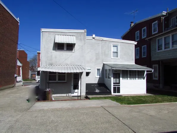1216 Powell St, Norristown, PA 19401