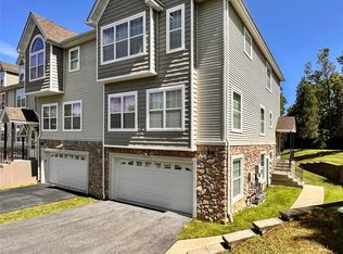 2 Peter Turner Rd, Monroe, NY 10950