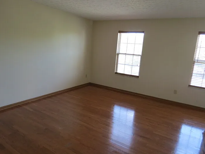 5451 Bentonhurst Ct — Photo 10