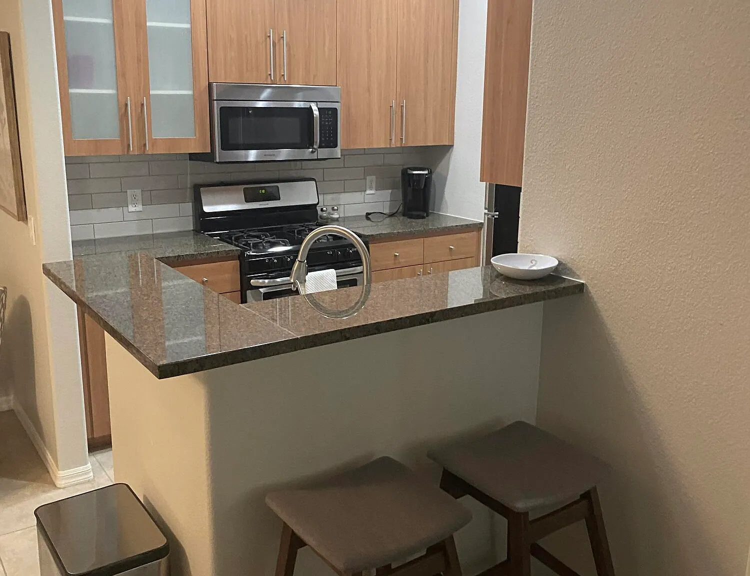 2 bed, 2.0 bath, 843 sqft, $2,050 — Photo 4